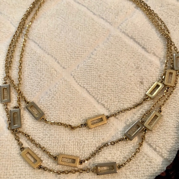 Gold multi-strand necklace - Picture 2 of 4